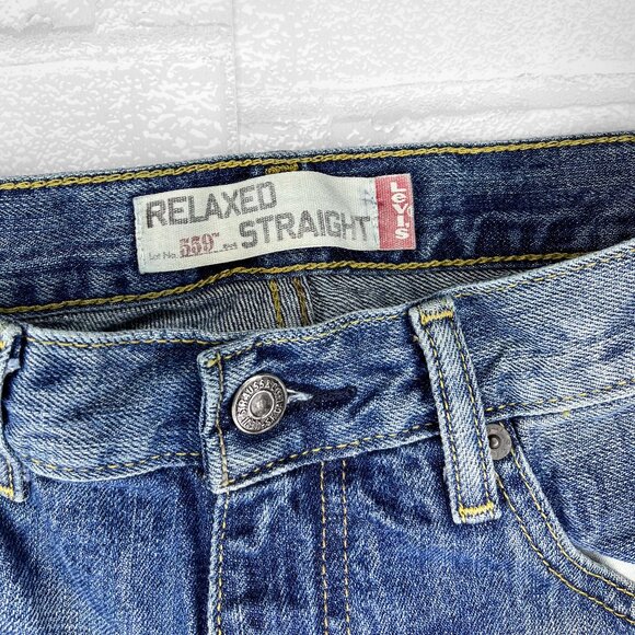 Y2K Levi’s 559 Faded Medium-Dark Wash Jeans - Picture 3 of 5
